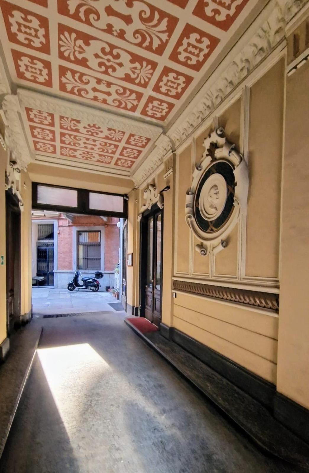 Myhouse Inn Castello - Affitti Brevi Italia Turín Exteriér fotografie